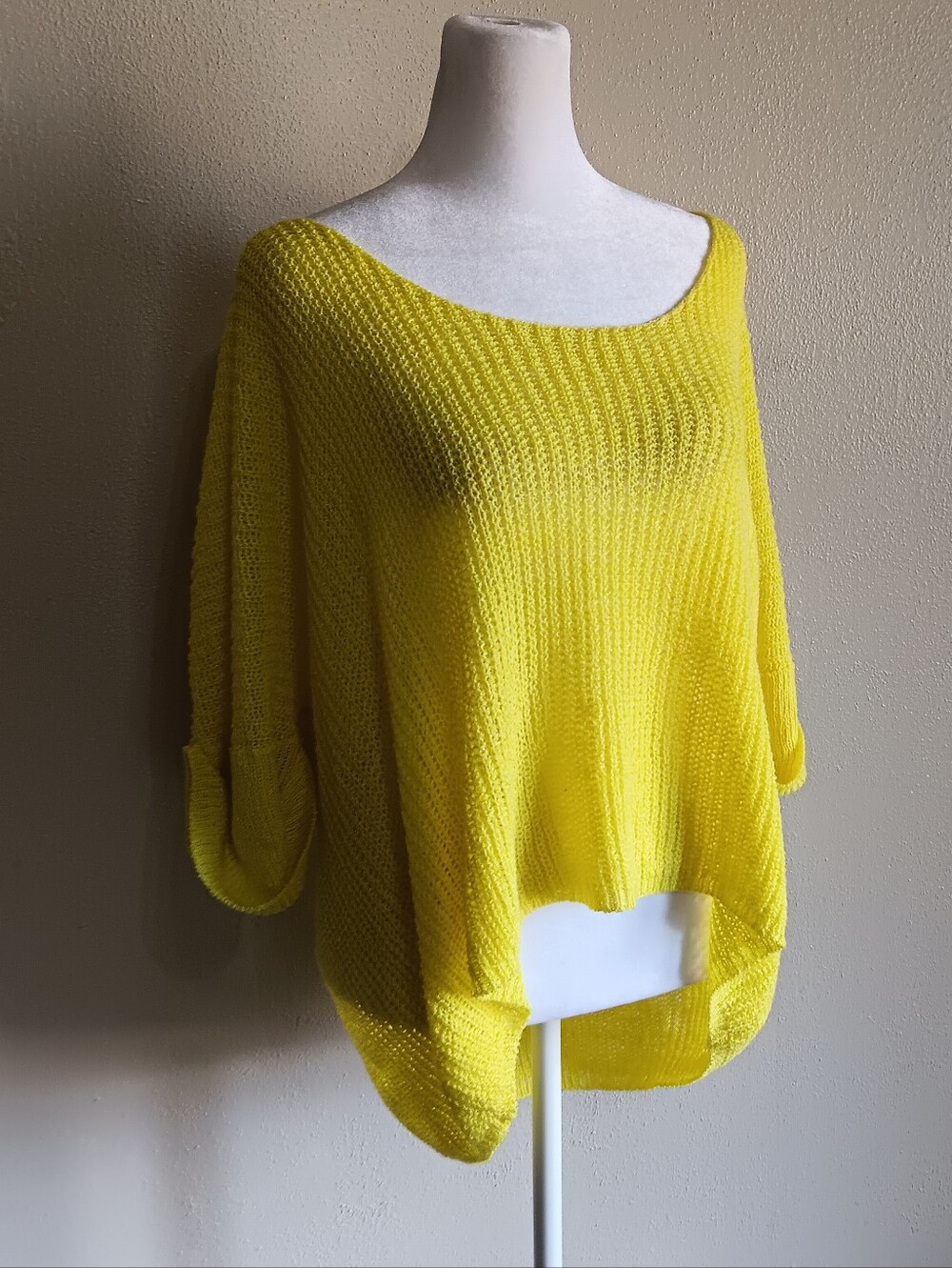 Slouchy Bright Yellow Knit Boatneck Women's Sweater, Ces Femme Size M / L - Picture 3 of 9